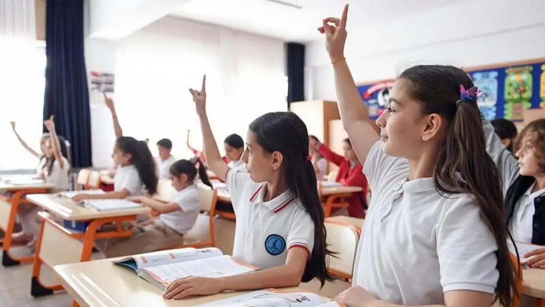 Okullarda yabancı dil eğitiminde yeni dönem!