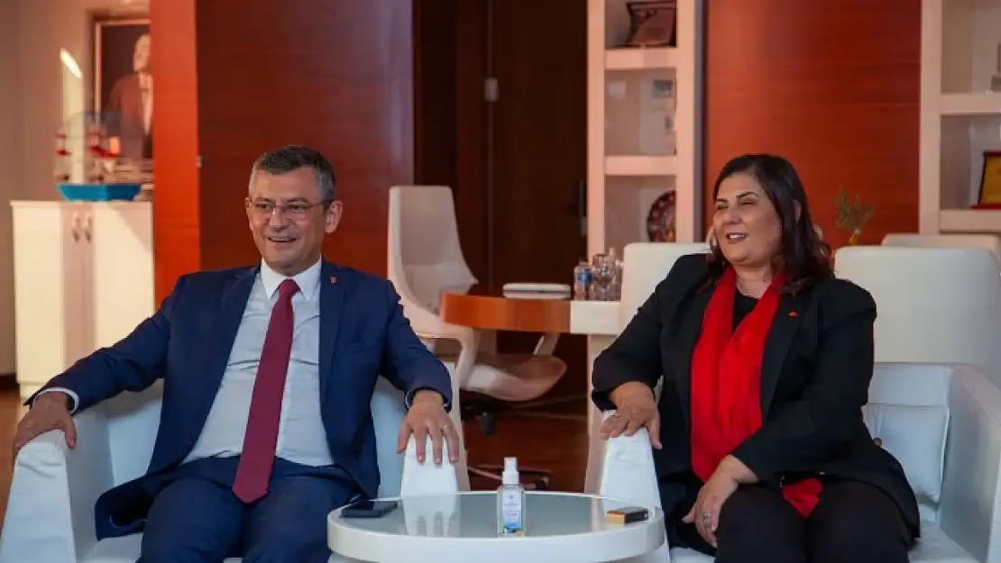 Özlem Çerçioğlu'nun Ak Parti'ye geçme sebebi belli oldu! Kocasının şirketini kurtarmaya çalışıyormuş