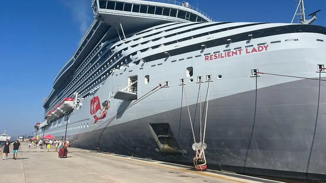 Resilient Lady Bodrum'a 2 bin 600 yolcu getirdi