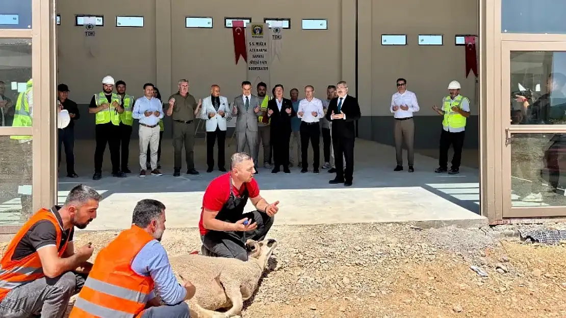 S.S Ata Karma Sanayi Sitesi 1. etabı tamamlandı! Dualarla kurban kesimi yapıldı