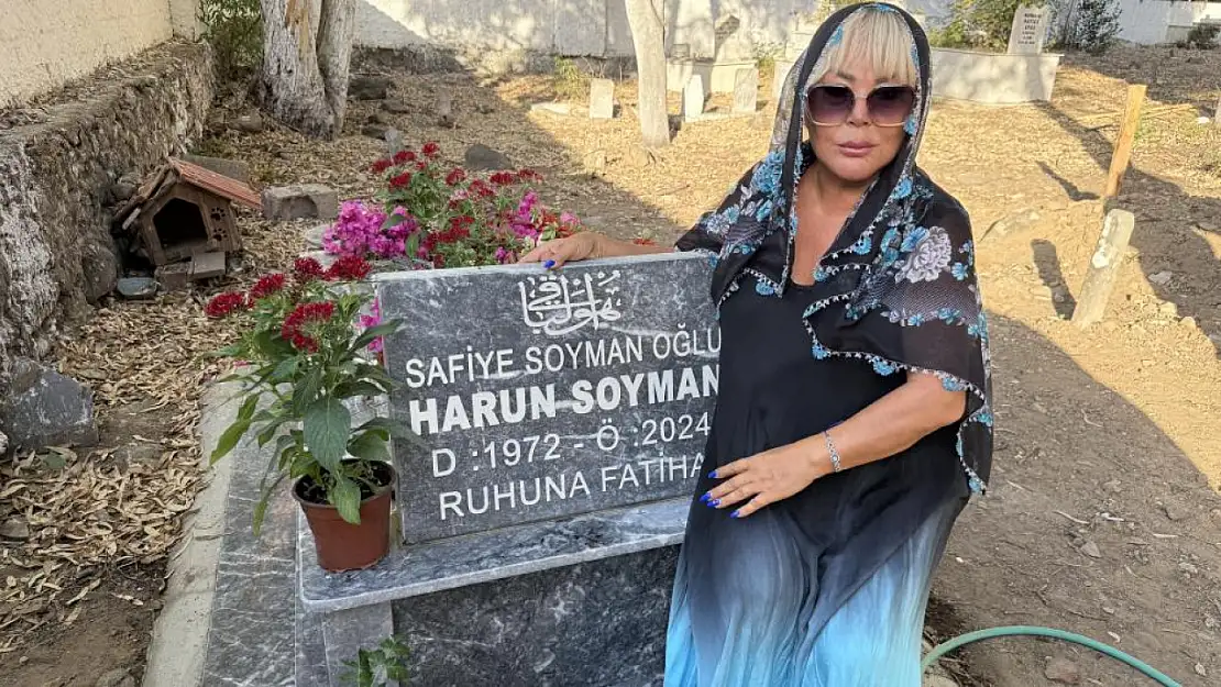 Safiye Soyman oğlunun Bodrum'daki kabrini ziyaret etti