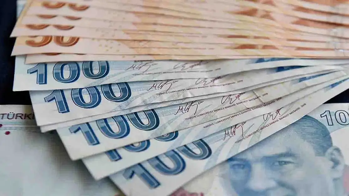 Sosyal güvenlik uzmanı açıkladı! Kademeli emeklilik ne zaman çıkacak?