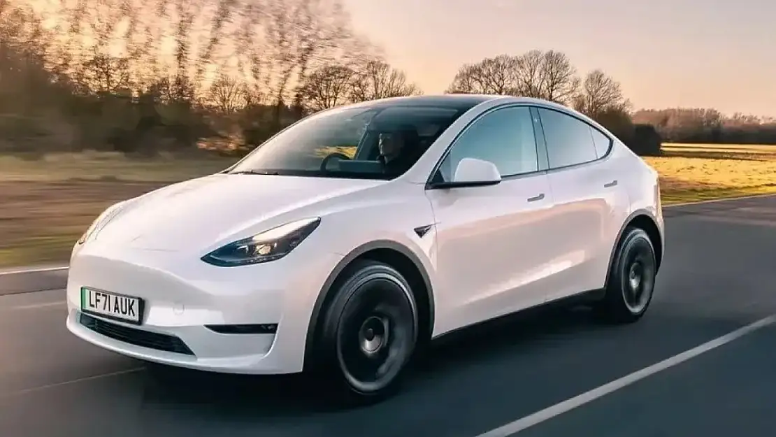 Tesla'da çifte zam şoku! Model Y'nin fiyatı uçtU