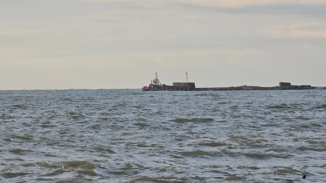 ZONGULDAK'TA BATAN GEMİDEN GERİYE 1 ÖLÜ 11 KAYIP DENİZCİ KALDI