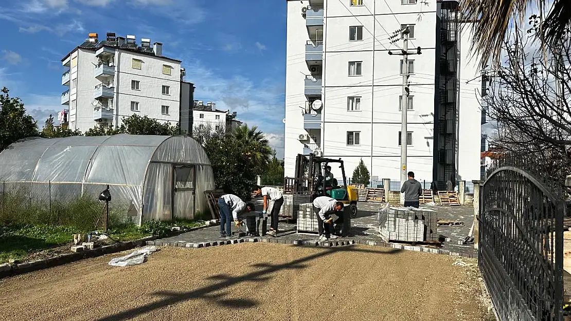 DALAMAN'DA YOL ÇALIŞMALARI DEVAM EDİYOR