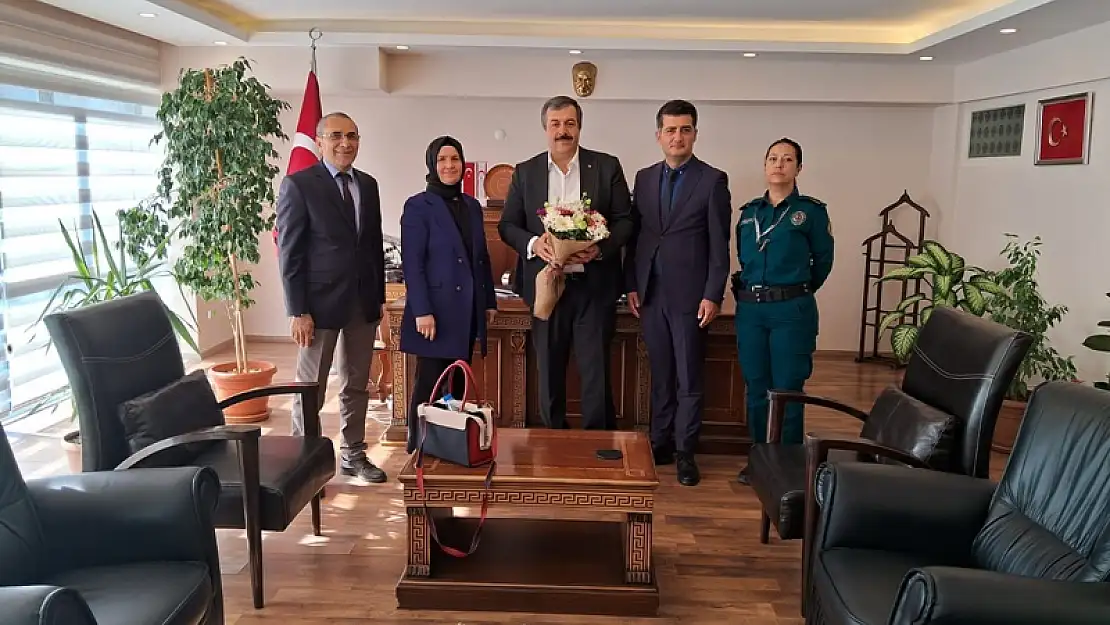 GÜMRÜKÇÜLER'DEN KAYMAKAMA ZİYARET