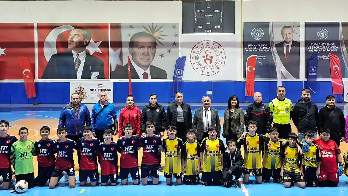 SEYDİKEMER'DE FUTSAL ŞAMPİYONASI