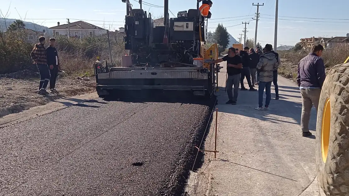 DALAMAN'DA SICAK ASFALT ÇALIŞMASI TAMAMLANDI