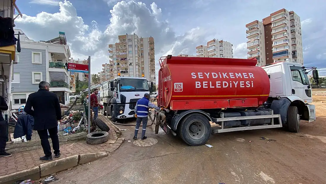 SEYDİKEMER BELEDİYESİ'NDEN ANTALYA'YA YARDIM ELİ