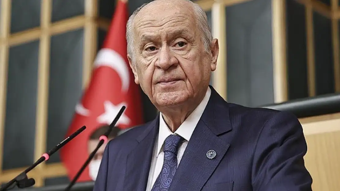 DEVLET BAHÇELİ'DEN ÖZGÜR ÖZEL'E: ADAM GİBİ DURUŞ SERGİLEMELİ