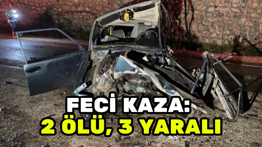 KAFA KAFAYA ÇARPIŞTILAR! 2 ÖLÜ, 3 YARALI