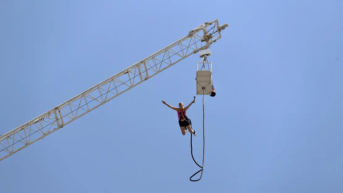 BUNGEE JUMPING HEYECANI! ADRENALİN TUTKUNLARI FETHİYE'DE BULUŞUYOR