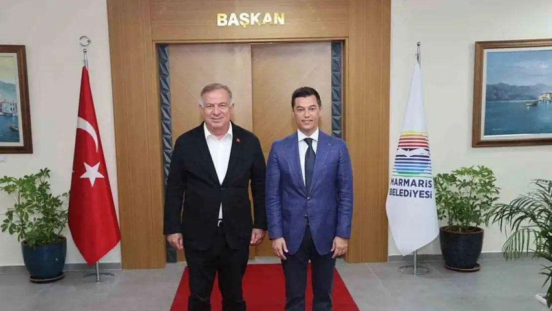 MARMARİS BELEDİYE BAŞKANI ACAR ÜNLÜ, CHP GENEL BAŞKAN YARDIMCISI GÖKAN ZEYBEK'İ AĞIRLADI