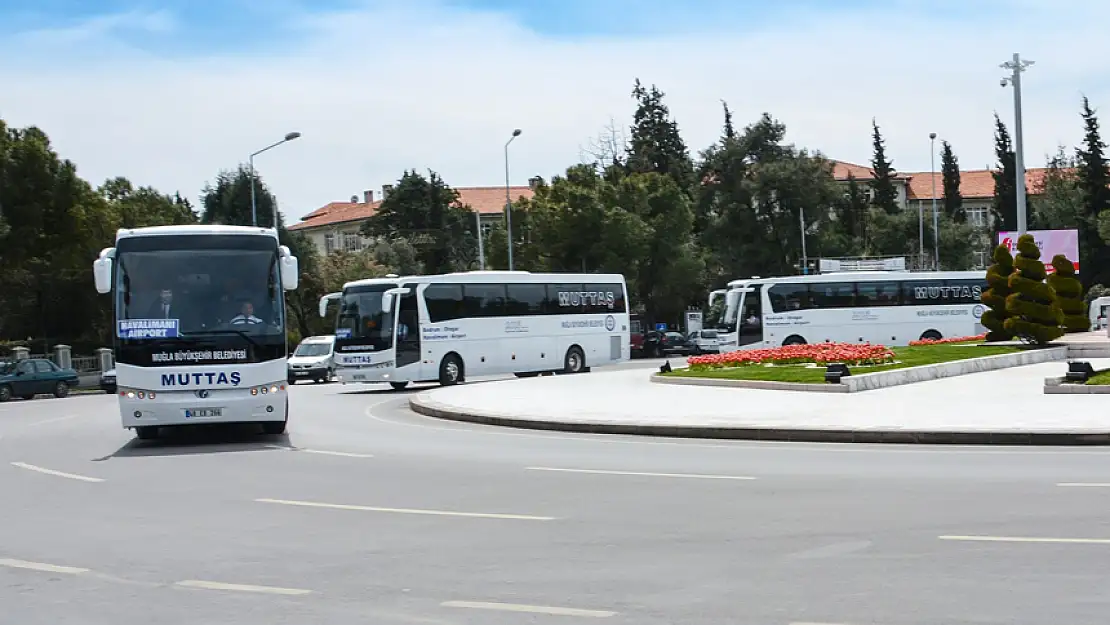 MUTTAŞ ARAÇLARI SAHİLLERİ BİRLEŞTİREN ULAŞIM HATTINDA ÇALIŞMAYA BAŞLADI