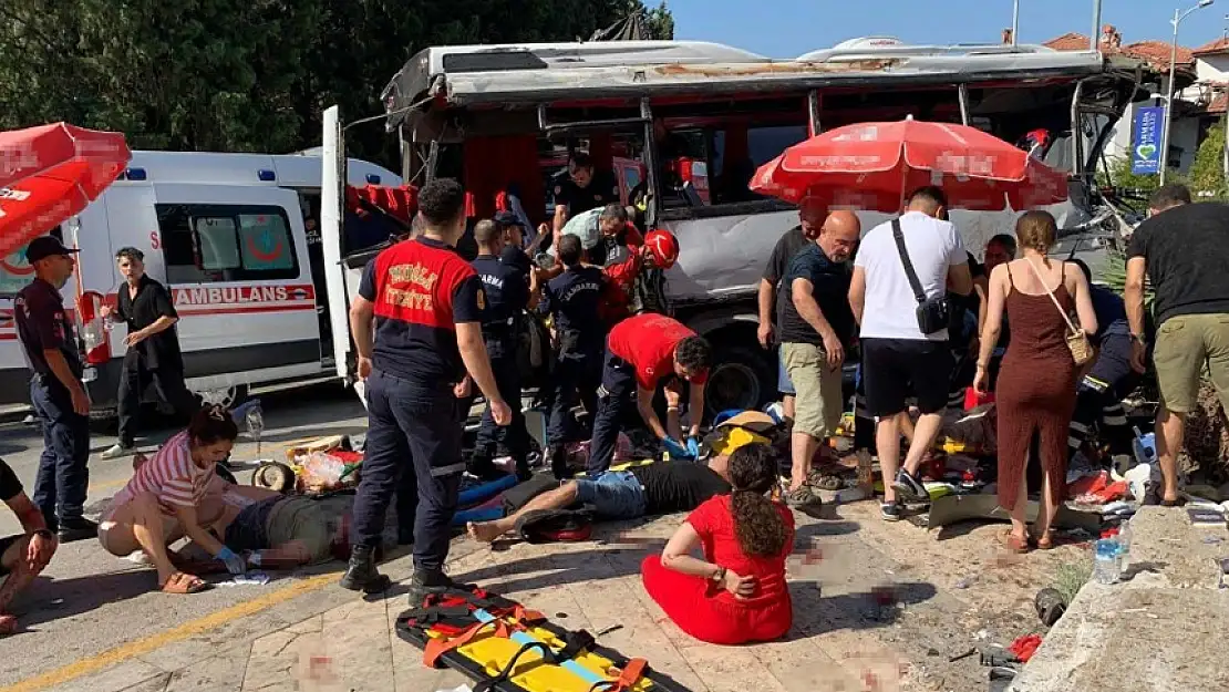 ULA'DA KATLİAM GİBİ KAZA! FRENİ PATLAYAN TUR OTOBÜSÜ SAĞA SOLA ÇARPTI 2 ÖLÜ, 4'Ü AĞIR, 28 YARALI