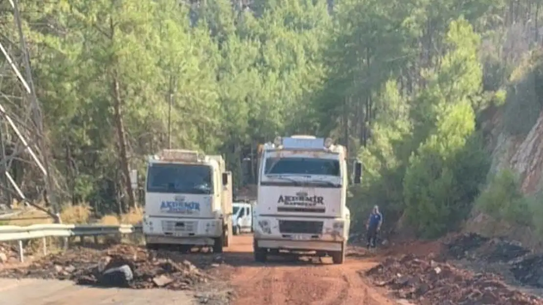 OSMANİYE-TURUNÇ KARAYOLU'NUN KAPALI OLMASI YAZ SEZONUNDA TEPKİ ÇEKİYOR! 'SEZONUN TAM ORTASINDA YOL ÇALIŞMASI NEDEN?'