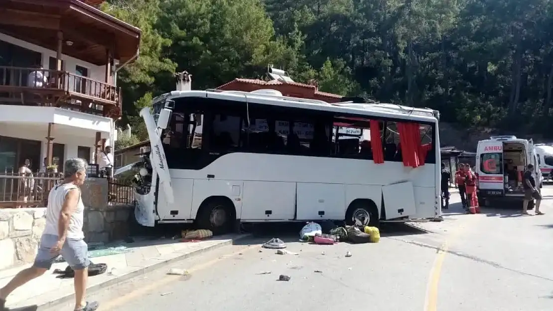 AKYAKA'DA 3 KİŞİNİN HAYATINI KAYBETTİĞİ TUR OTOBÜSÜ FACİASINDA FLAŞ GELİŞME! OTOBÜS SAHİBİ TUTUKLANDI!