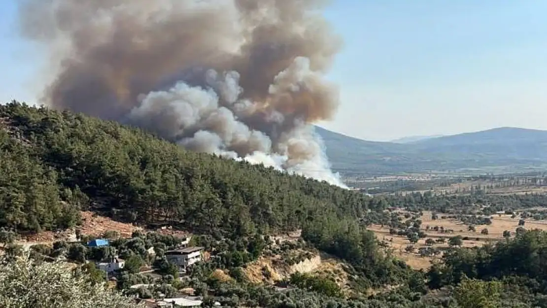 SON DAKİKA... MUĞLA'DA İKİ NOKTADA EŞ ZAMANLI YANGIN ÇIKTI, HELİKOPTERLER MÜDAHALEYE BAŞLADI