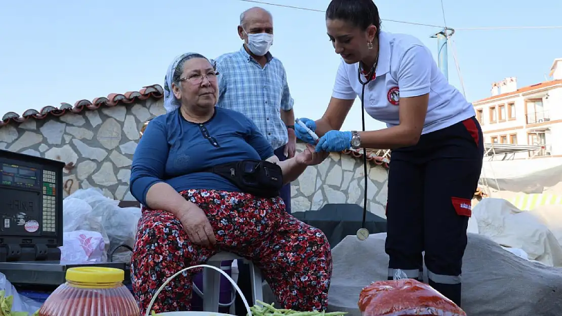 MENTEŞE BELEDİYESİ PERŞEMBE PAZARINDA ÜCRETSİZ SAĞLIK TARAMASI YAPTI