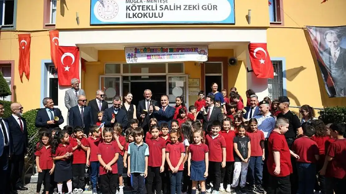 MUĞLA'DA EĞİTİM-ÖĞRETİM YILI VALİ İDRİS AKBIYIK'IN DERS ZİLİYLE BAŞLADI