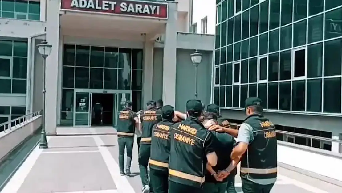 'NARKOÇELİK-37' OPERASYONLARI: 227 ZEHİR TACİRİ YAKALANDI