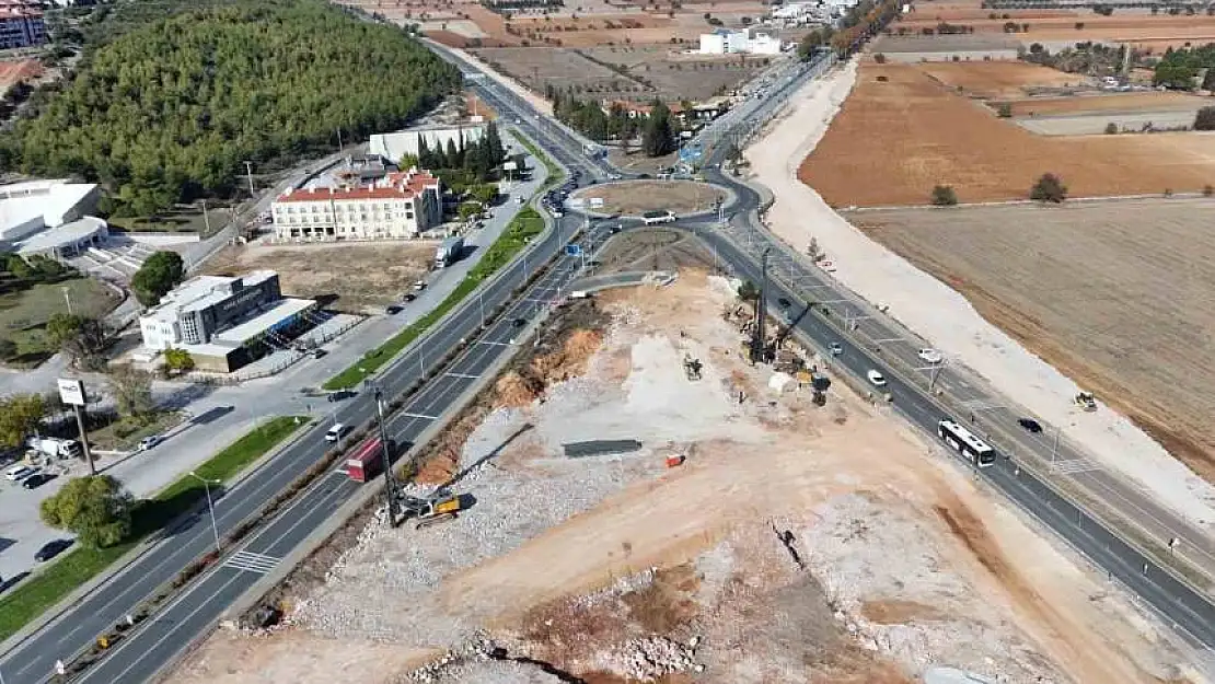 Acele kamulaştırma kararı alınan Kötekli Kavşağında çalışmalar hızlandı