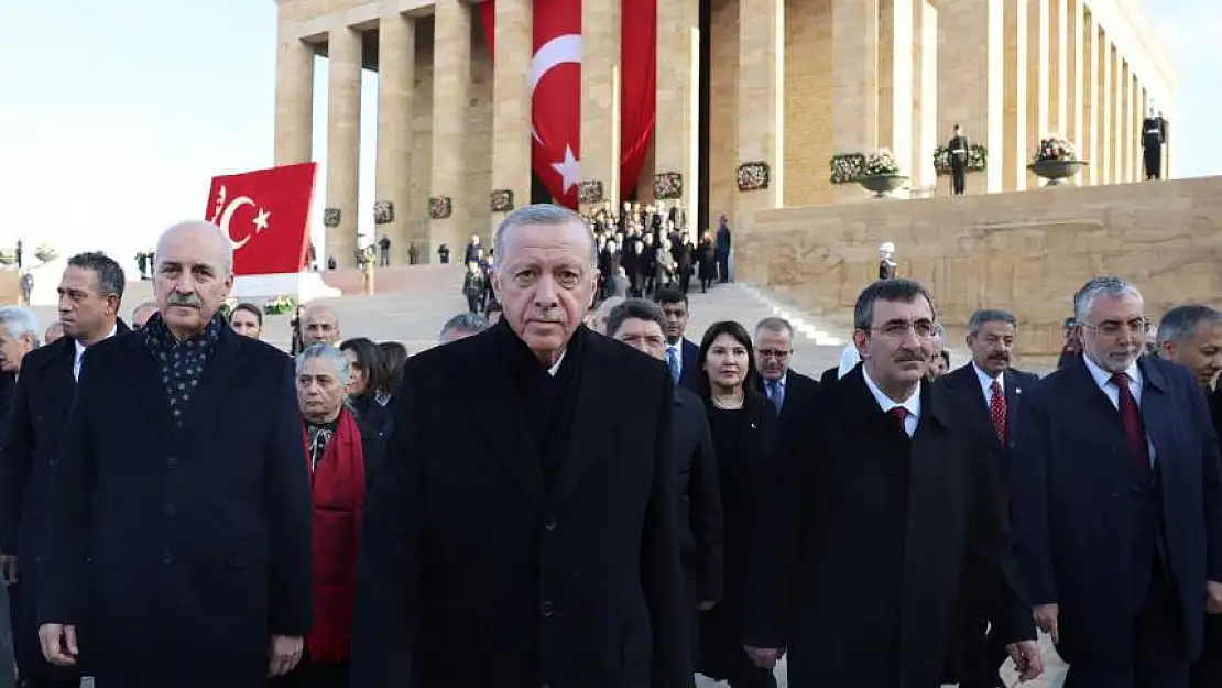 Büyük Önder Atatürk Anıtkabir'de devlet töreniyle anıldı