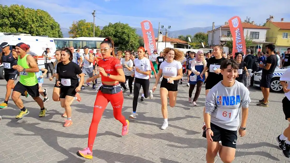 MSKÜ'den ödüllü 31'inci Atatürk'e Saygı Gençlik Yol koşusu