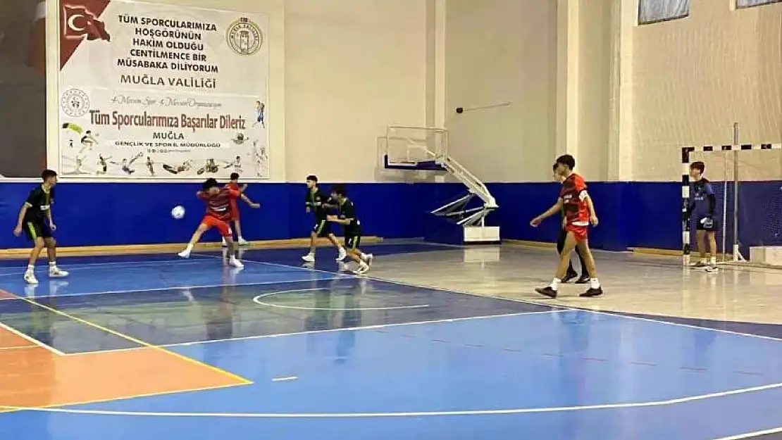 Yatağan'da Futsal İlçe Birinciliği Müsabakaları başladı