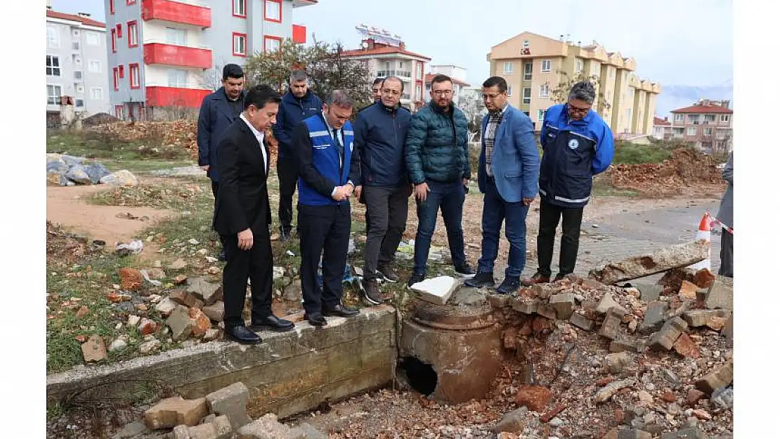 Başkan Aras, yağıştan etkilenen mahalleler için sahaya çıkarak çözüm arayışına girdi