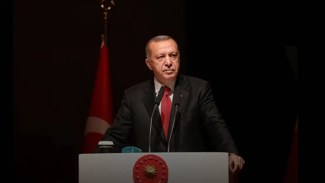 Erdoğan: Noel Yortuları vesilesiyle Hristiyanlık inancına mensup vatandaşlarımızı, en içten duygularımla tebrik ediyorum