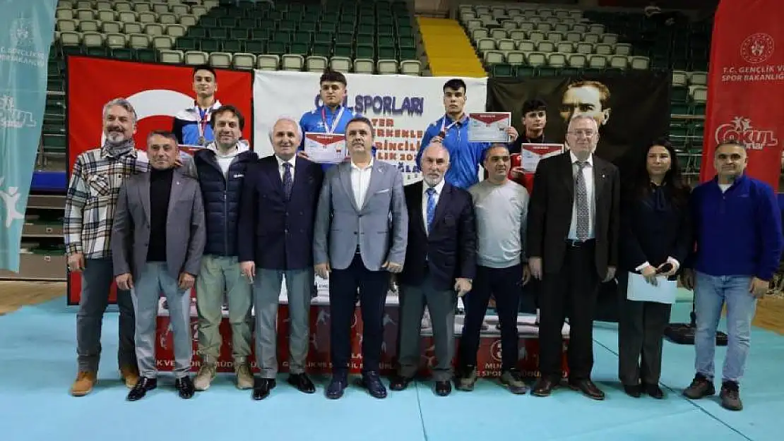 Menteşe'de Okul Sporları Halter Şampiyonası açılışı yapıldı