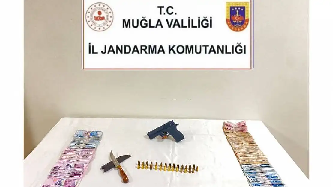 Muğla'da jandarma, suçlulara göz açtırmıyor! Ruhsatsız silah taşıyan 1 şahıs yakalandı