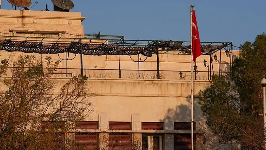 Türkiye'nin Şam Büyükelçiliği 12 yılın ardından tekrar faaliyete geçti