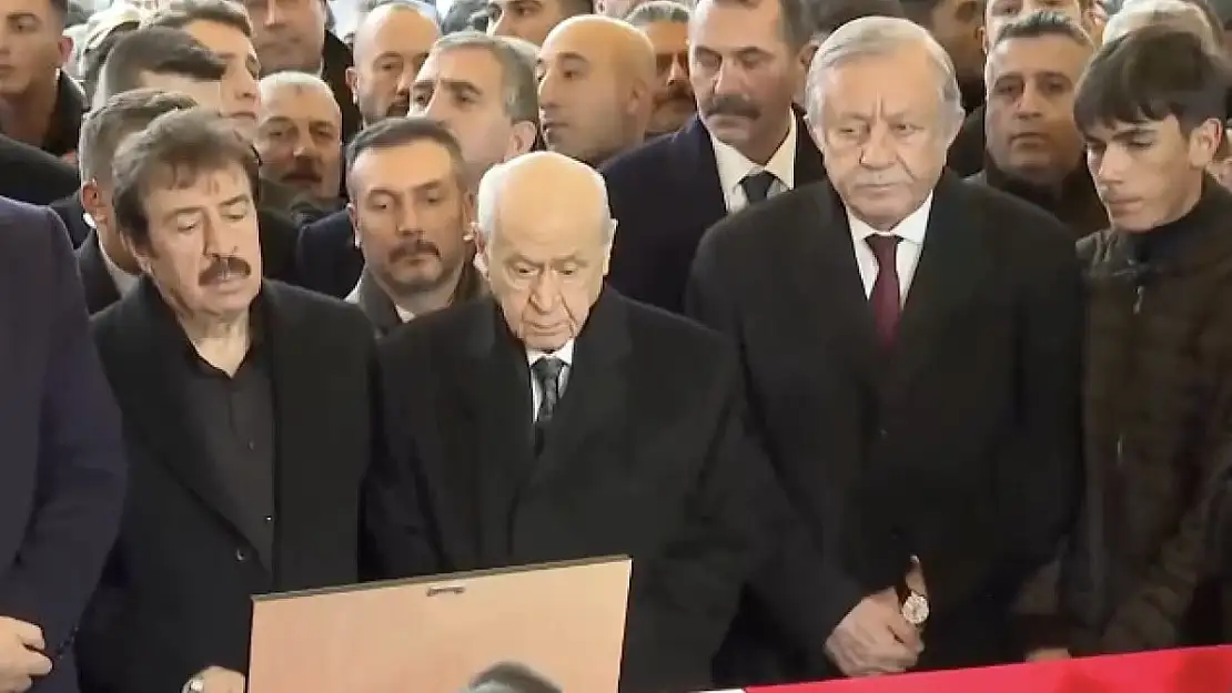 MHP lideri Devlet Bahçeli, Ferdi Tayfur'un cenaze törenine katıldı