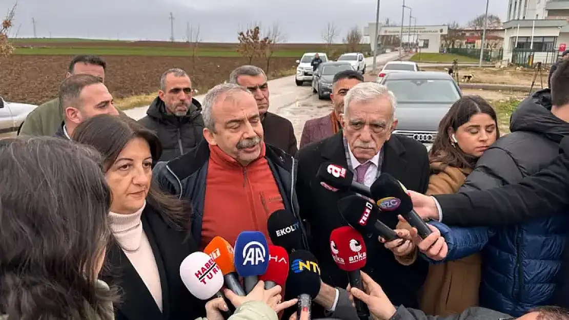 DEM Parti heyeti, Demirtaş'ı ziyaret etti: ''Sürece destekleri tam''