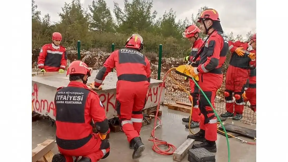 AFAD'dan Muğla'da itfaiye personeline kapsamlı deprem eğitimi