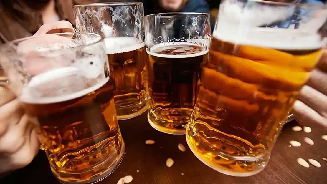 Güncel bira fiyatları 2025! 4 Ocak zamlı Efes, Tuborg, Carlsberg, Blanc, Malt bira fiyat listesi