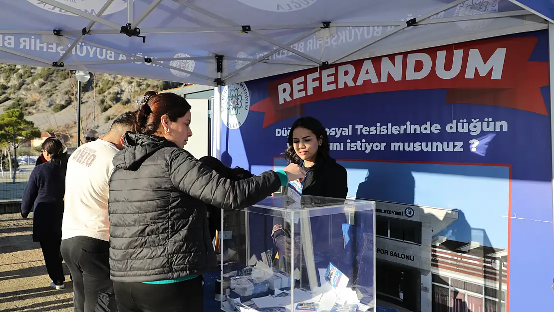 Büyükşehir halka sordu: Sandıktan 'düğün' çıktı