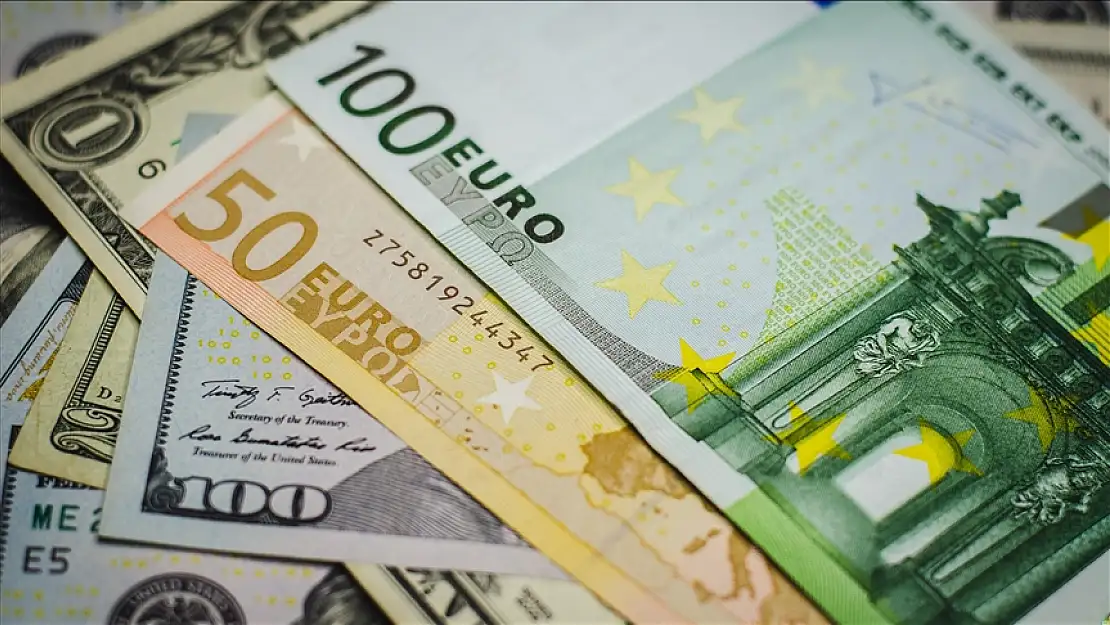 6 Ocak'ta dolar ve euro güne nasıl başladı?