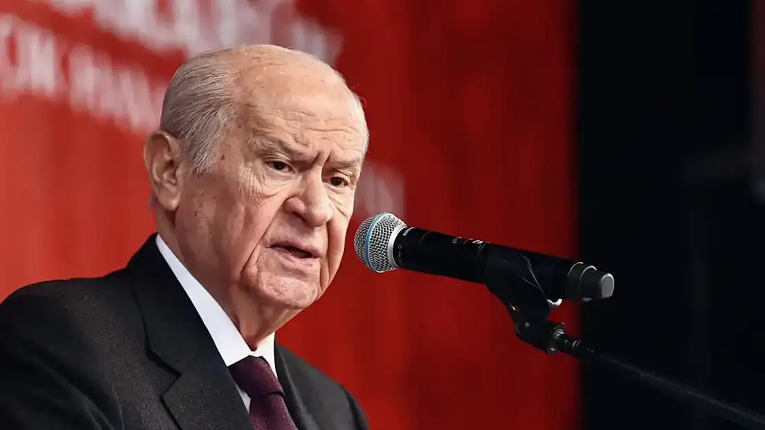 Bahçeli'den vefat eden eski futbolcu için başsağlığı mesajı!