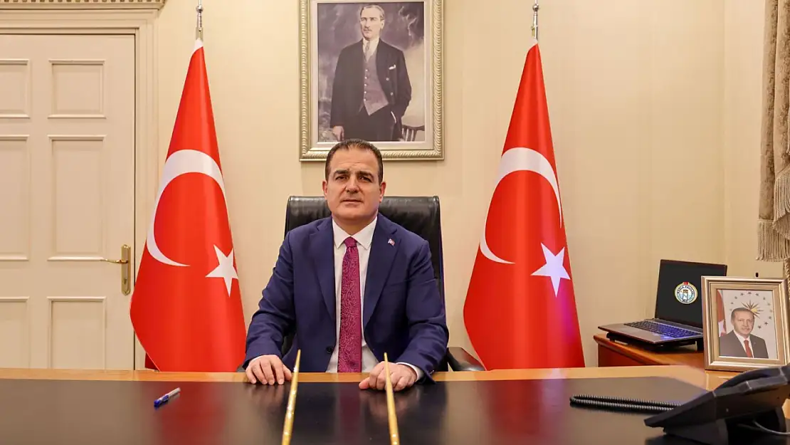 Vali Akbıyık'tan 15 Temmuz mesajı: Zaferin adı Türkiye!