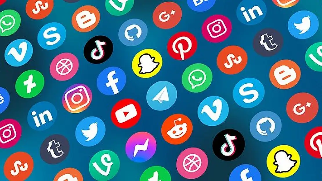 WhatsApp ve Instagram mesajlarınız okunuyor mu? Uzmandan uyarı geldi