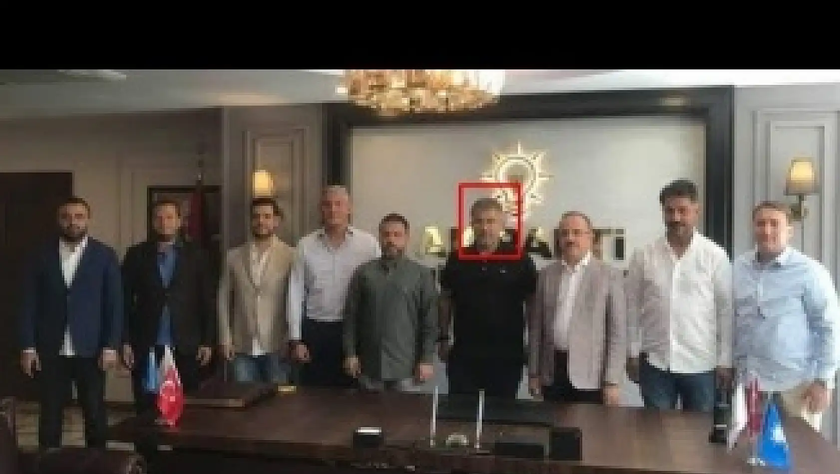 AK PARTİ ESKİ MUĞLA MİLLETVEKİLİ NİHAT ÖZTÜRK KUMARHANEDE GÖRÜNTÜLENDİ