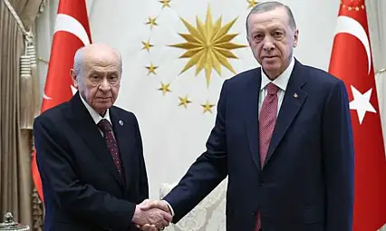 MHP lideri Bahçeli, Cumhurbaşkanı Erdoğan'ı kutladı
