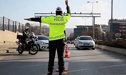 Yola çıkacaklar dikkat! Hız limitleri değişiyor!