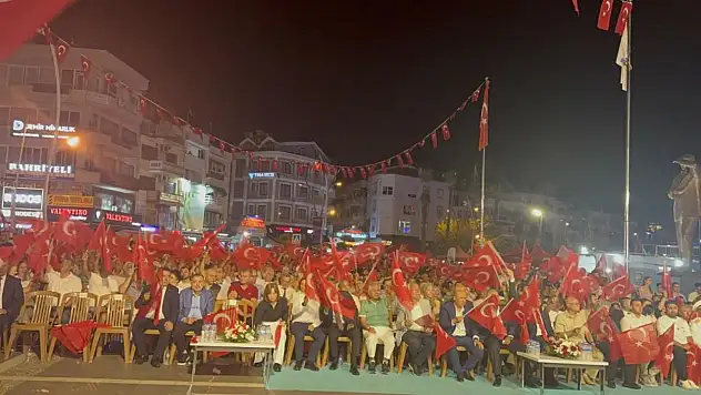 15 Temmuz'da anma günü! Binlerce kişi Marmaris'te yürüdü