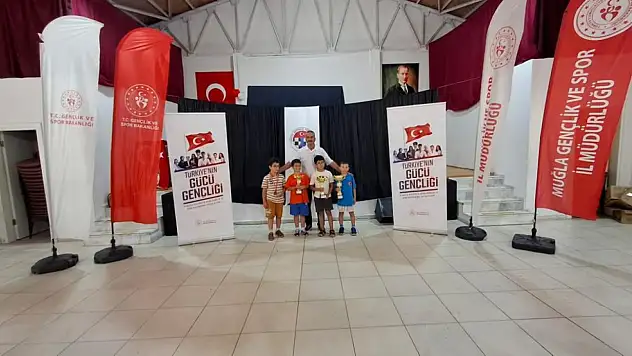 Akyaka'da satranç rüzgarı! 59 sporcu zekalarını yarıştırdı