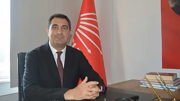 Belediye borç batağında Tezcan koltuk peşinde! Hem başkan hem CEO oldu