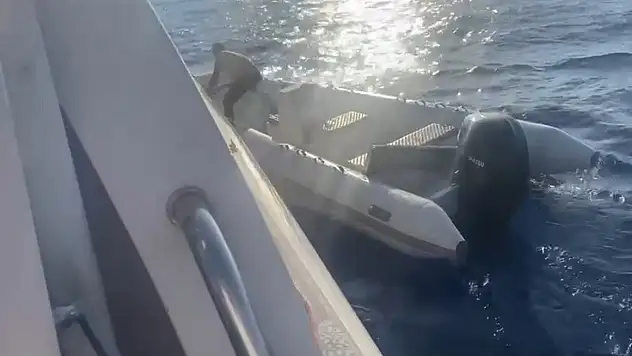 Bodrum'da 37 düzensiz göçmen ve 2 kaçakçı yakalandı